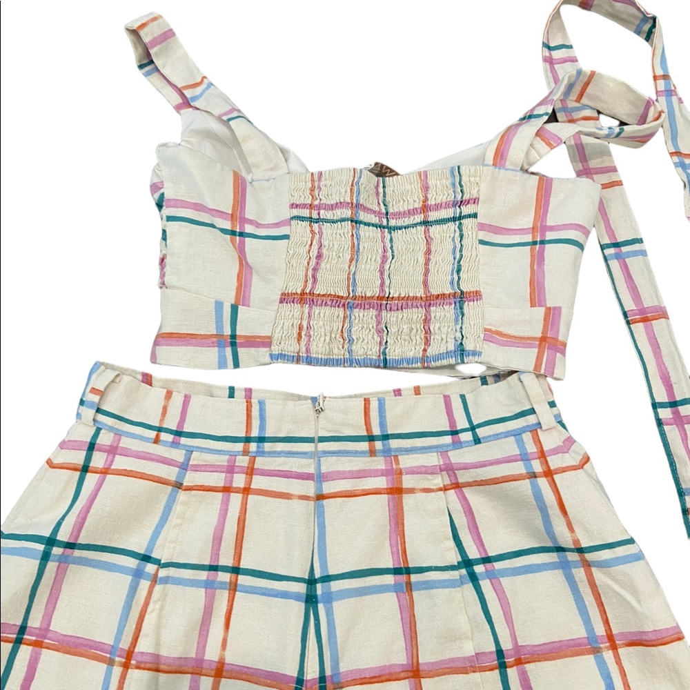 Wayf shorts & crop top. Summer coord. Excellent - Picture 6 of 12